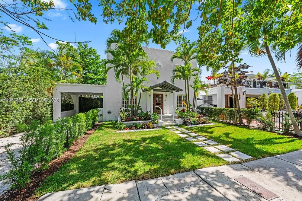 178 NE 45th St Miami, FL 33137