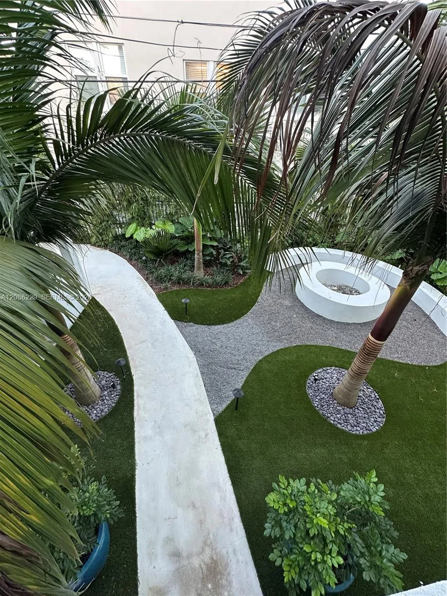 1619 Jefferson Ave #102 Miami Beach, FL 33139