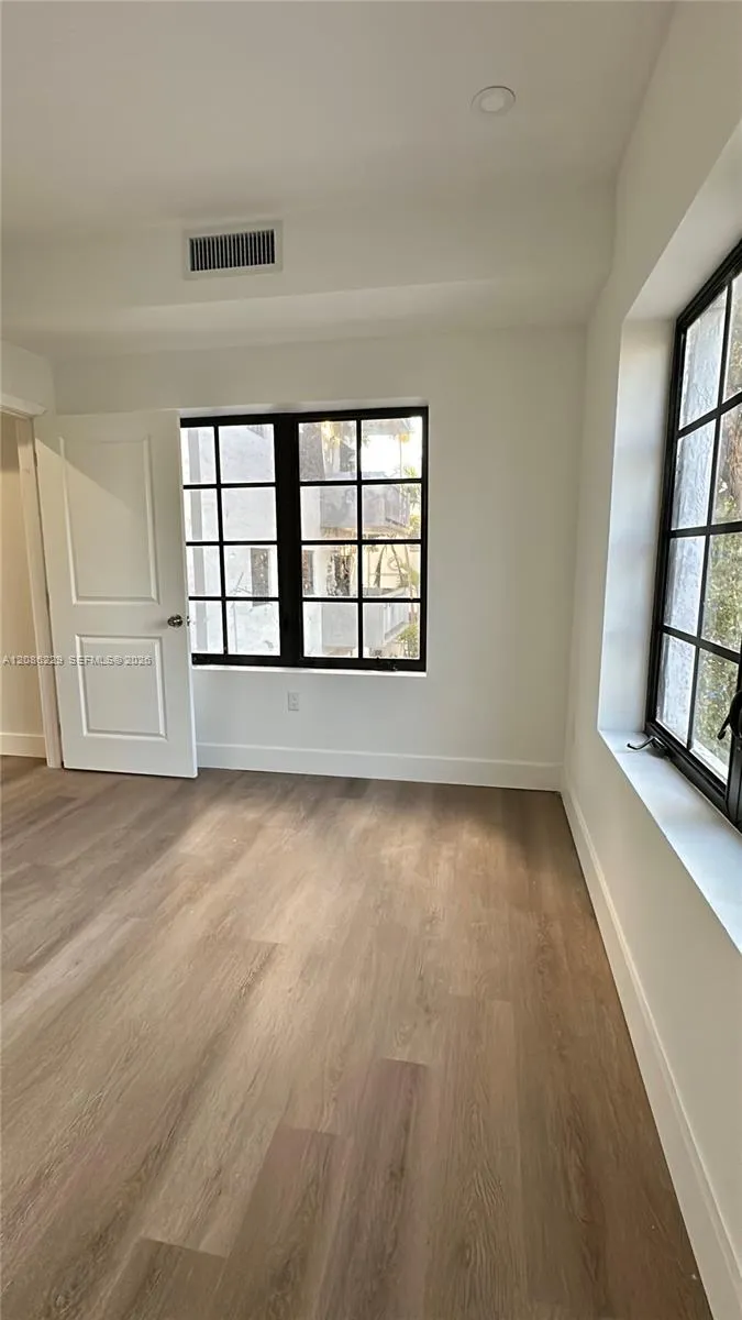 1619 Jefferson Ave #102 Miami Beach, FL 33139