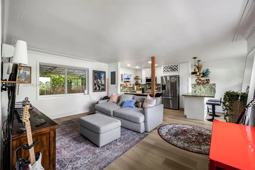 3690 SW 9th Ter Miami, FL 33135
