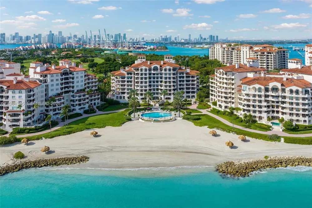 8011 Fisher Island Dr #8011 Miami Beach, FL 33109