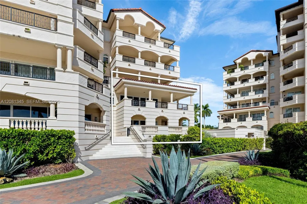 8011 Fisher Island Dr #8011 Miami Beach, FL 33109