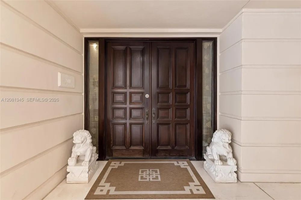 8011 Fisher Island Dr #8011 Miami Beach, FL 33109