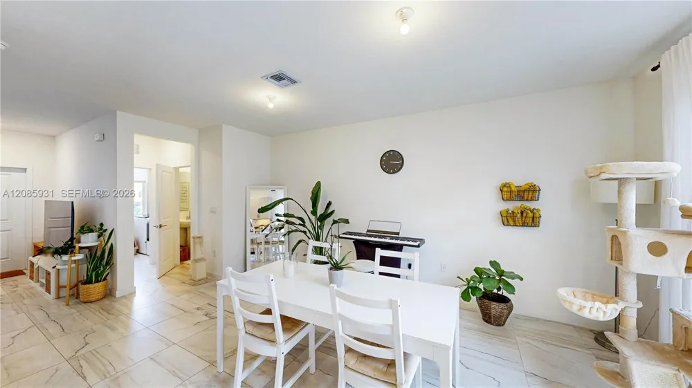 1040 SE 24th Ave Homestead, FL 33035