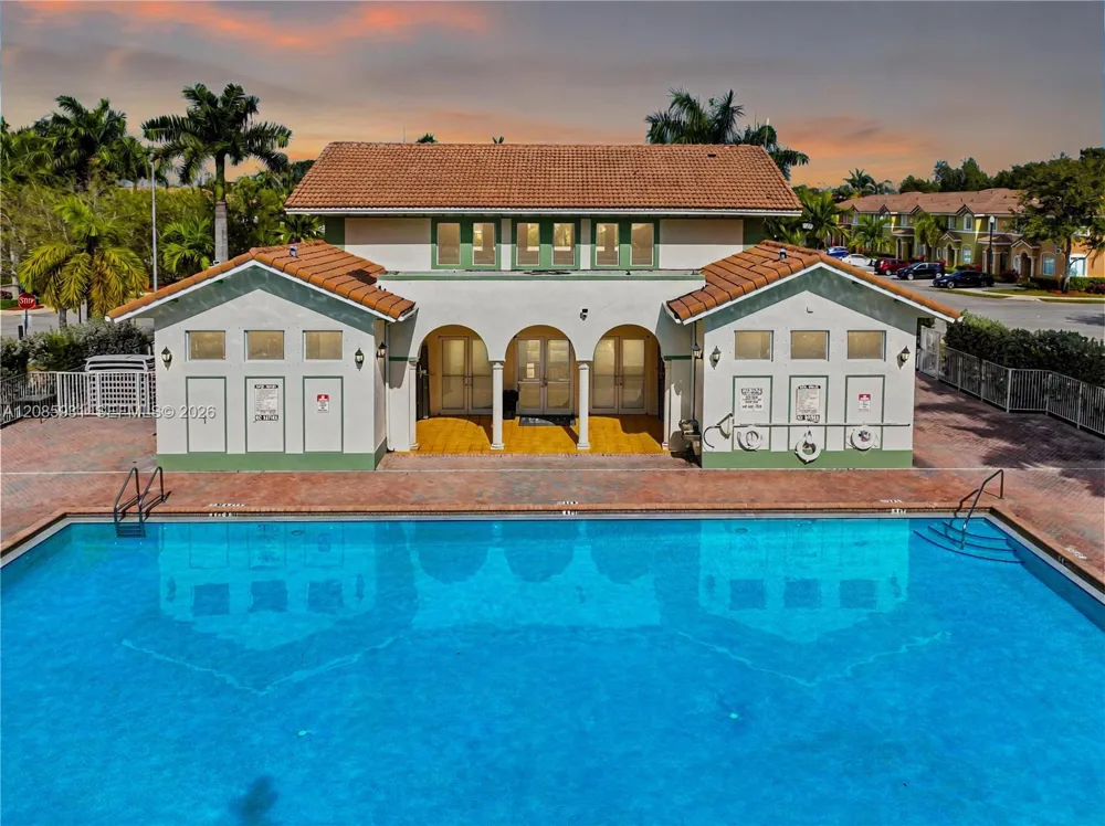 1040 SE 24th Ave Homestead, FL 33035