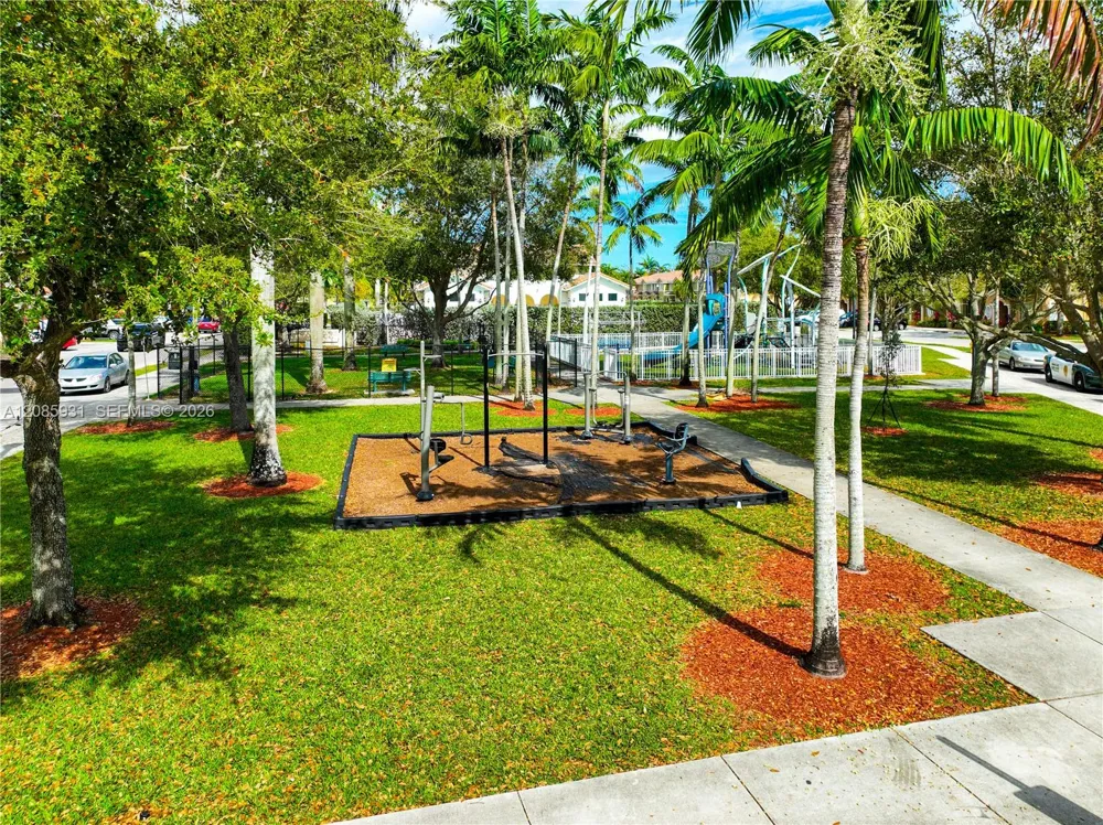 1040 SE 24th Ave Homestead, FL 33035