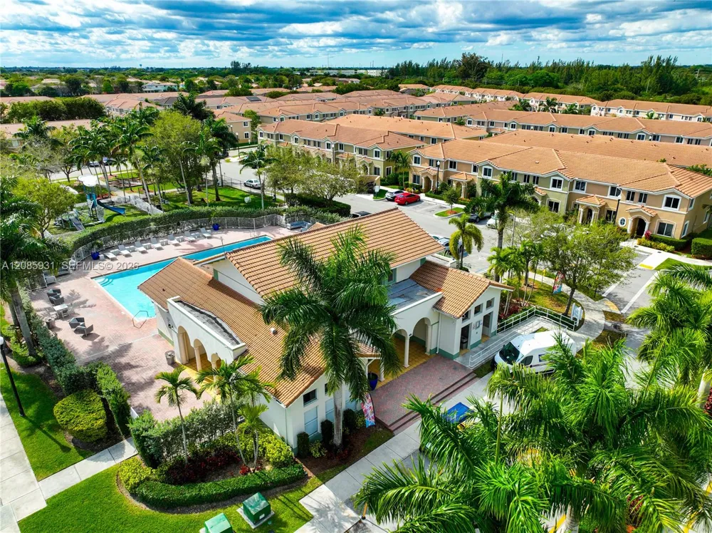 1040 SE 24th Ave Homestead, FL 33035