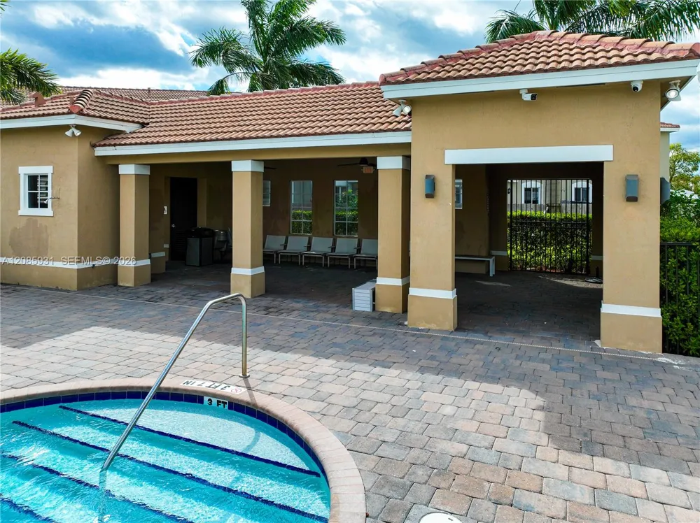 1040 SE 24th Ave Homestead, FL 33035