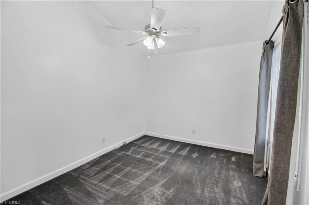 609 Robin Lane Archdale, NC 27376