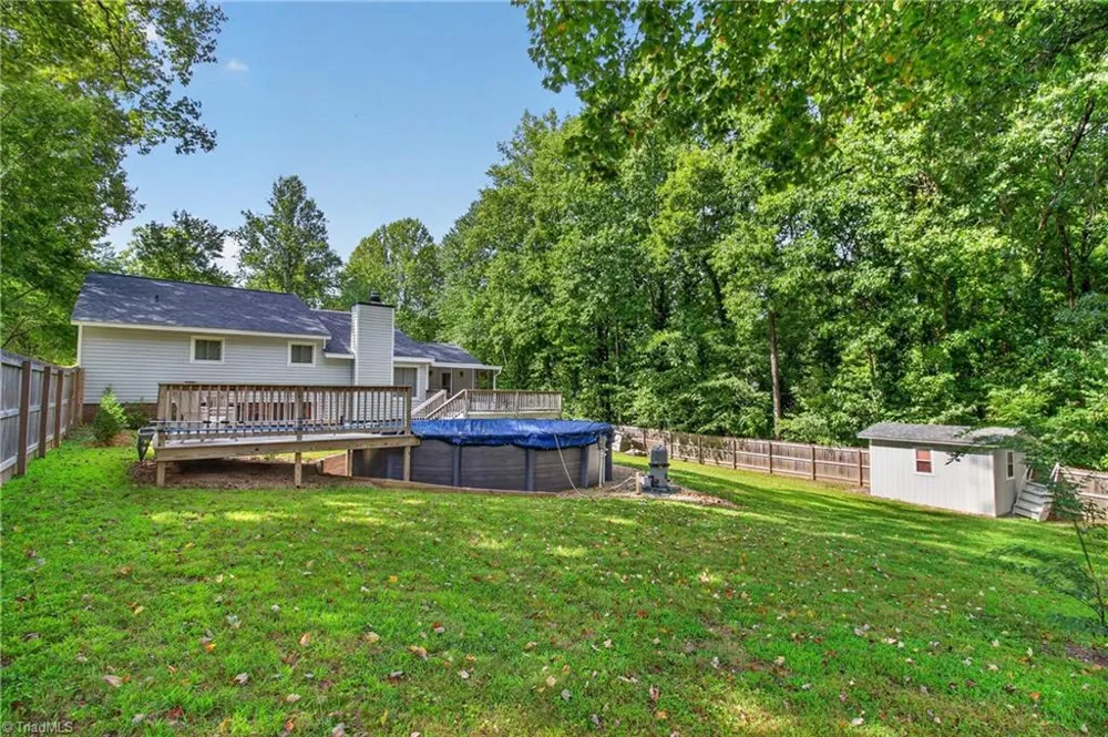 609 Robin Lane Archdale, NC 27376