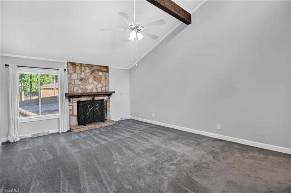 609 Robin Lane Archdale, NC 27376