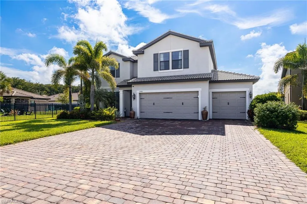 15510 Papyrus Court Alva, FL 33920