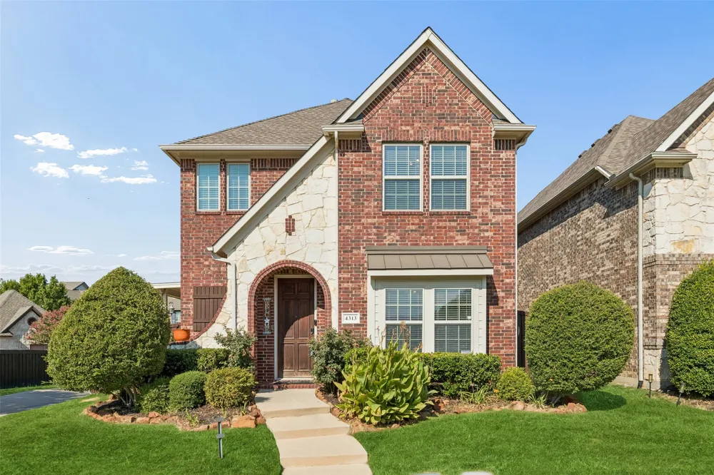 4313 Kestrel Way Carrollton, TX 75010