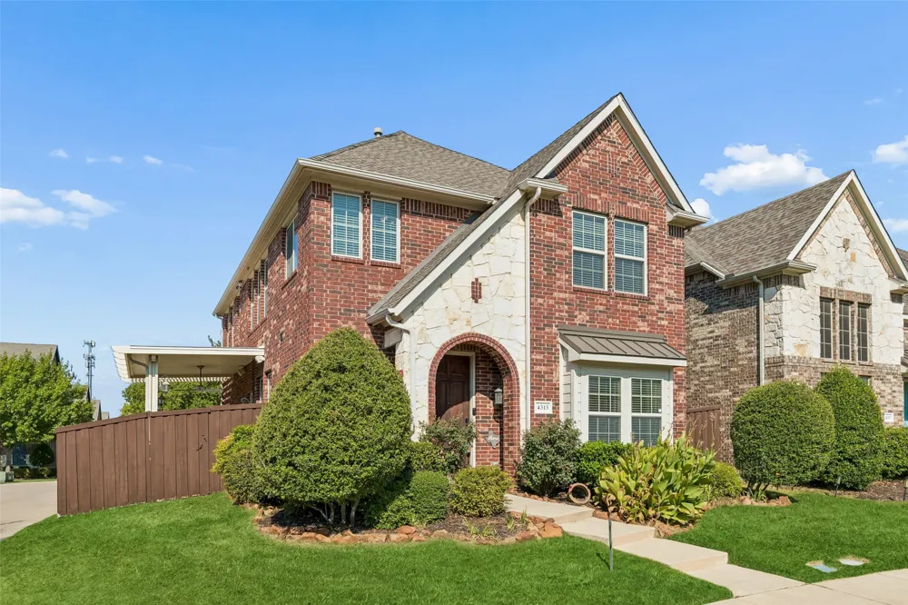 4313 Kestrel Way Carrollton, TX 75010