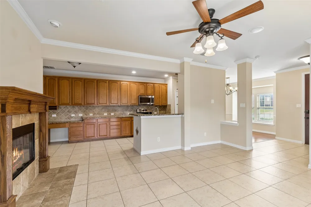 4313 Kestrel Way Carrollton, TX 75010
