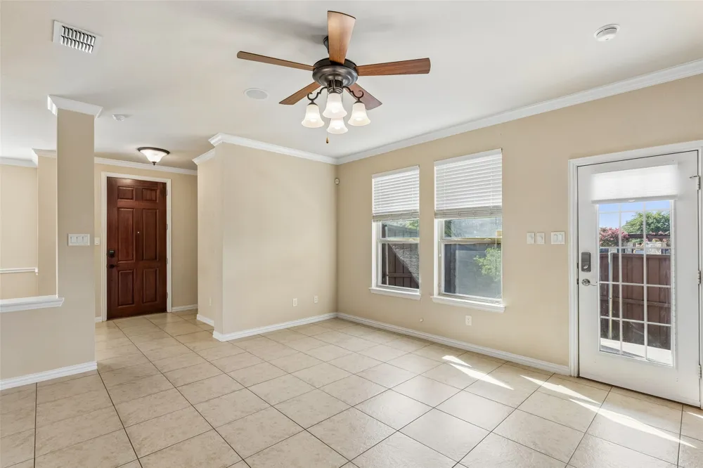4313 Kestrel Way Carrollton, TX 75010