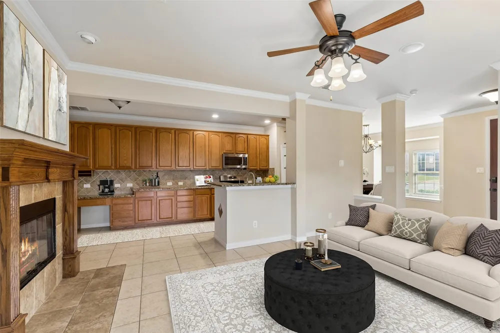 4313 Kestrel Way Carrollton, TX 75010