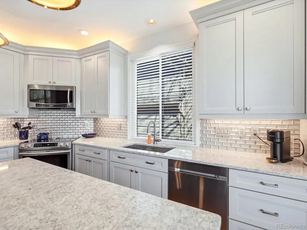 8664 Canongate Lane Highlands Ranch, CO 80130