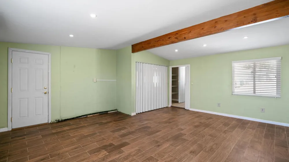 6069 Baileya Avenue 29 Palms, CA 92277