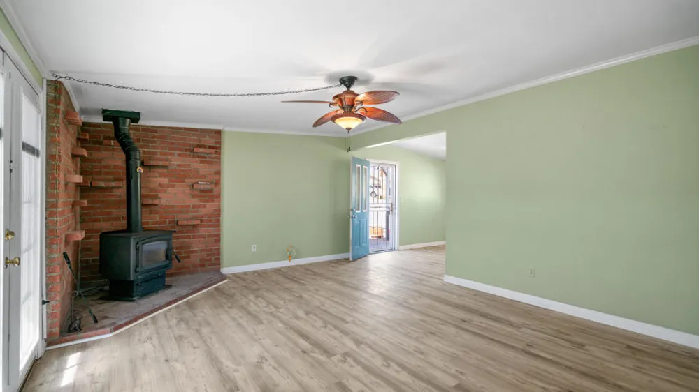 6069 Baileya Avenue 29 Palms, CA 92277