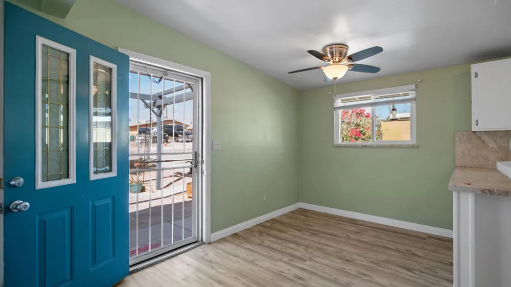 6069 Baileya Avenue 29 Palms, CA 92277