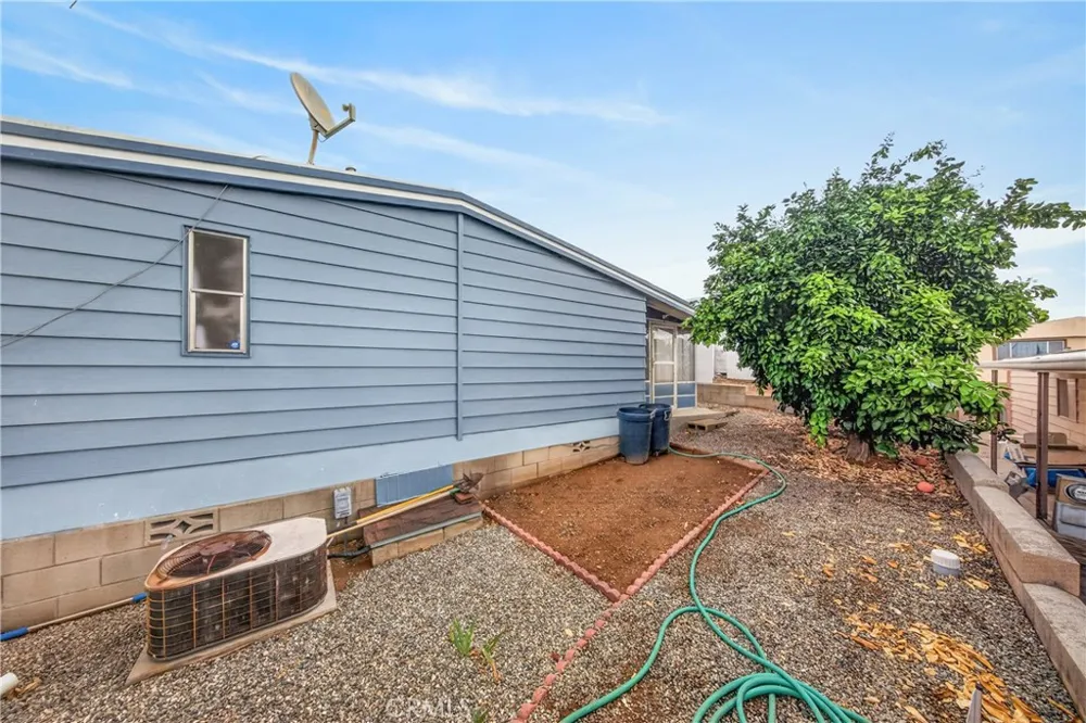 33600 Calimesa Boulevard #56 Yucaipa, CA 92399