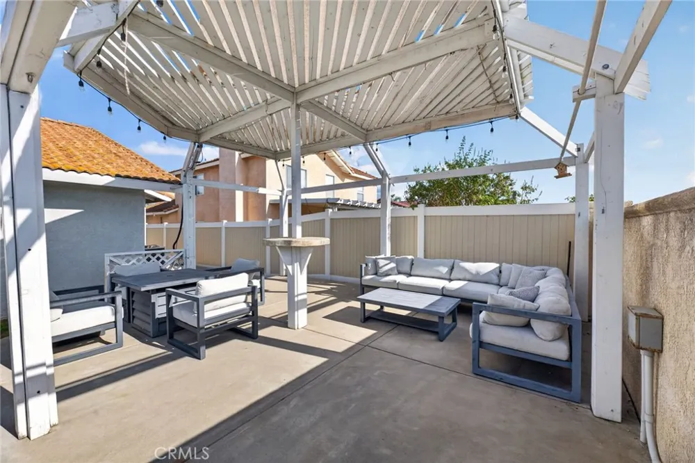 39541 Country Mill Rd Murrieta, CA 92562