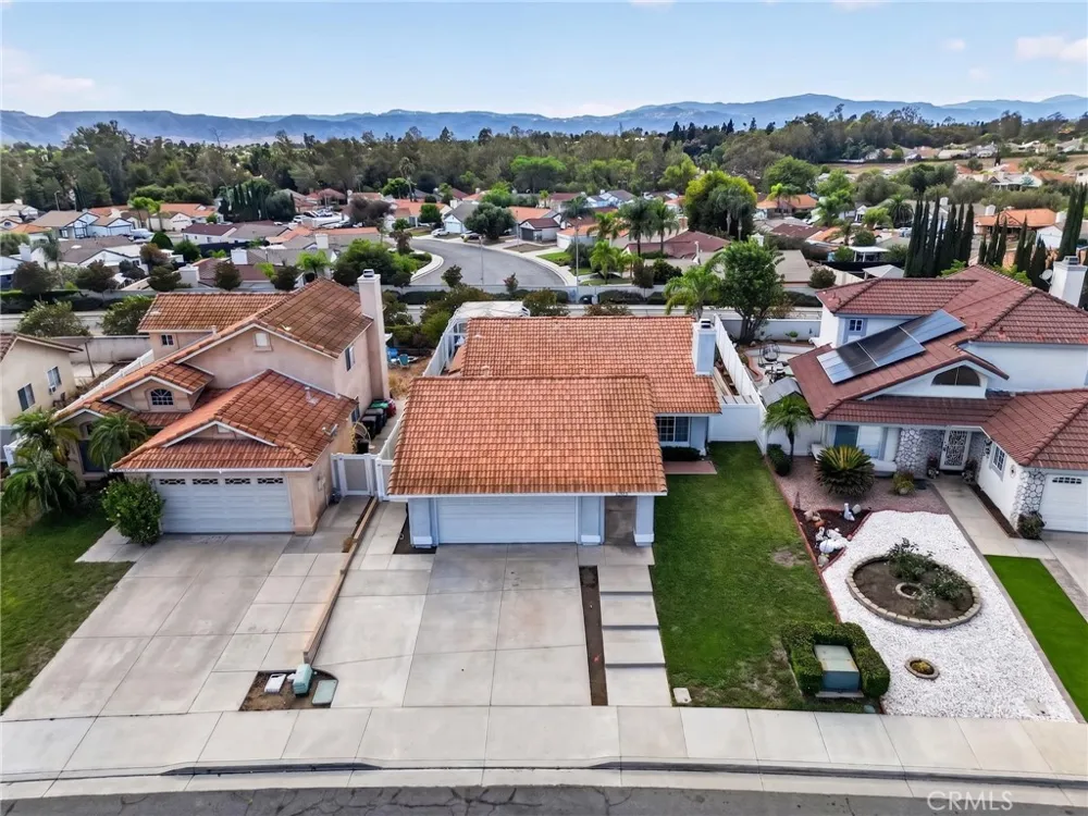 39541 Country Mill Rd Murrieta, CA 92562