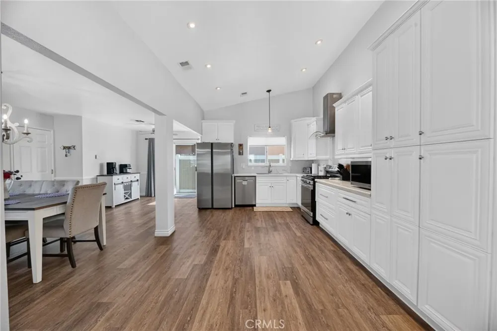 39541 Country Mill Rd Murrieta, CA 92562