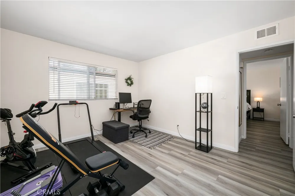 21602 Belshire #4 Hawaiian Gardens, CA 90716