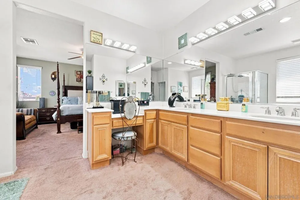 875 Seymour Way Perris, CA 92571