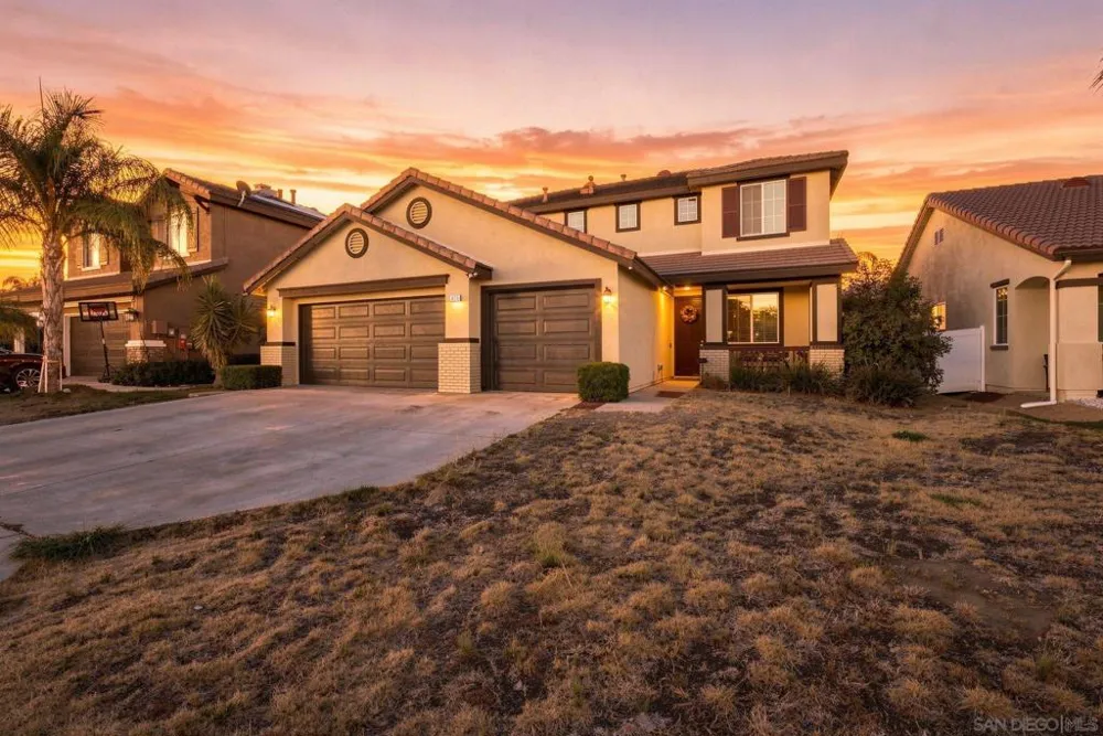 875 Seymour Way Perris, CA 92571
