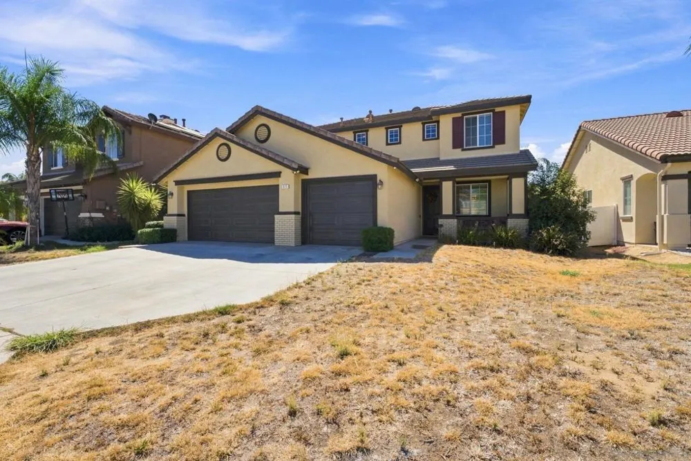 875 Seymour Way Perris, CA 92571