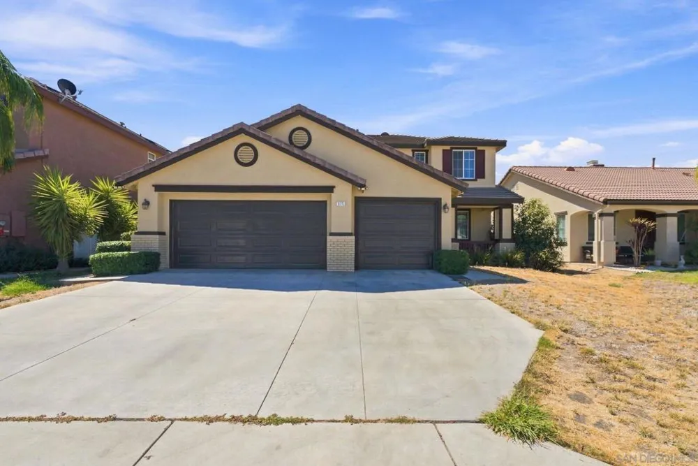 875 Seymour Way Perris, CA 92571