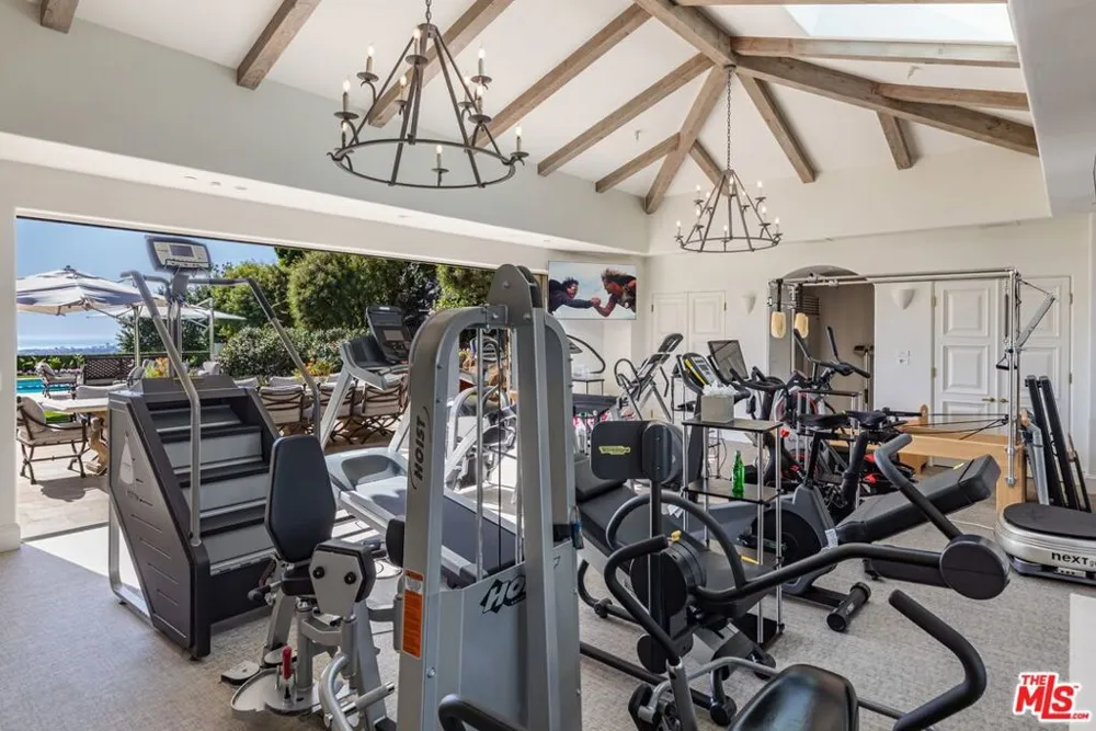 1309 Davies Drive Beverly Hills, CA 90210