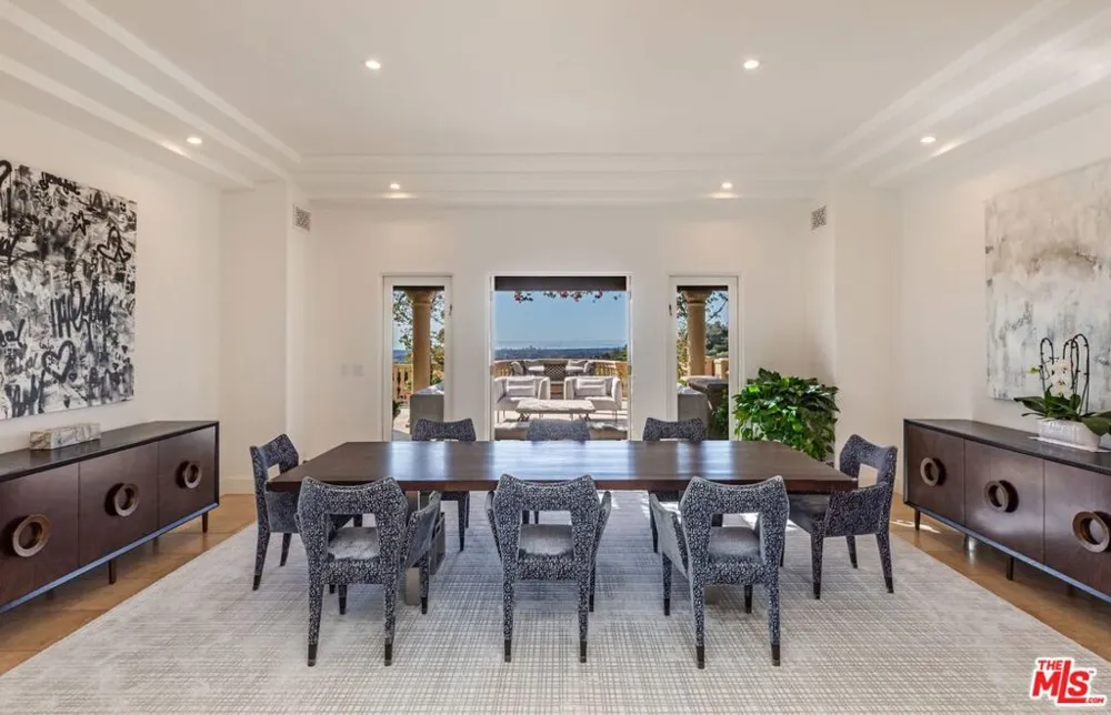 1309 Davies Drive Beverly Hills, CA 90210
