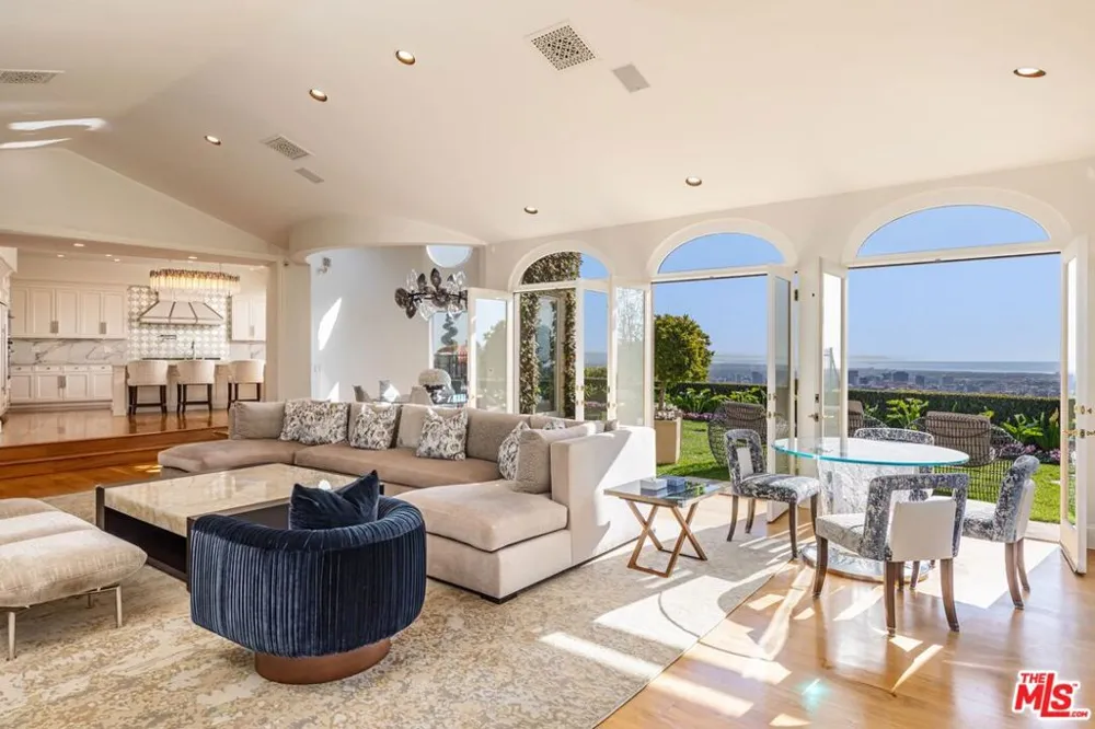 1309 Davies Drive Beverly Hills, CA 90210