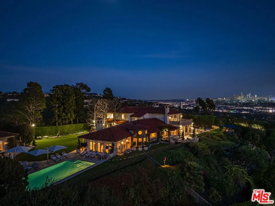1309 Davies Drive Beverly Hills, CA 90210