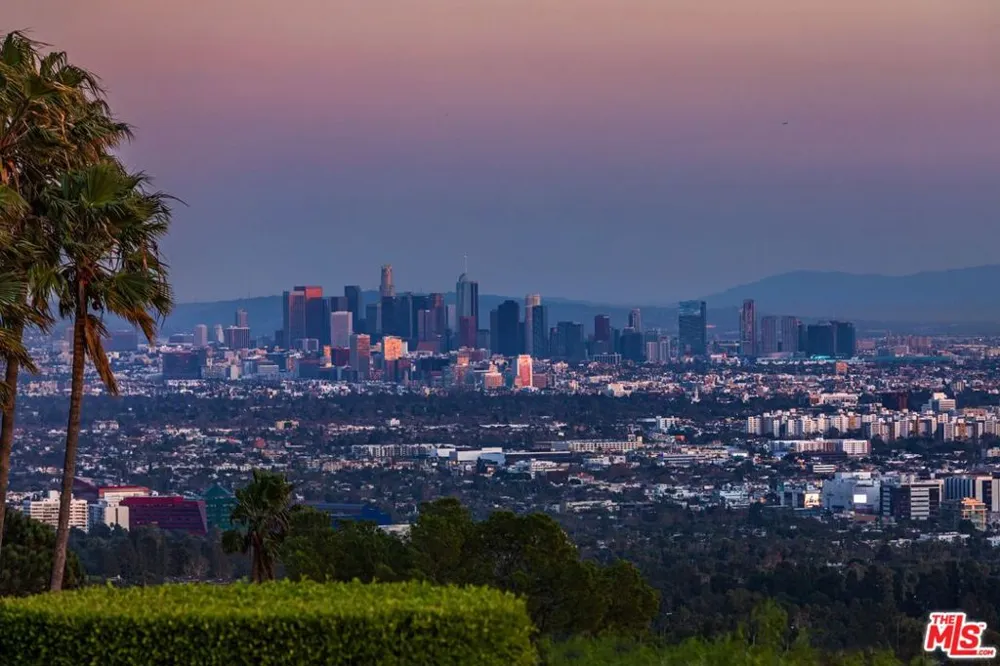 1309 Davies Drive Beverly Hills, CA 90210