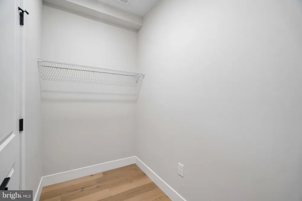 609 E LOCUST AVENUE Philadelphia, PA 19144