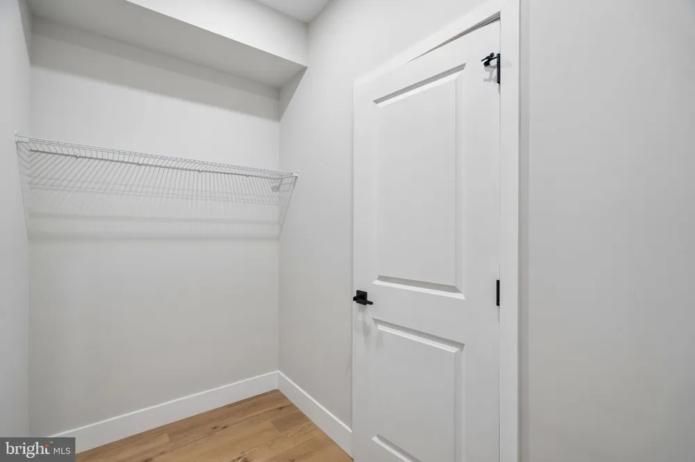 609 E LOCUST AVENUE Philadelphia, PA 19144