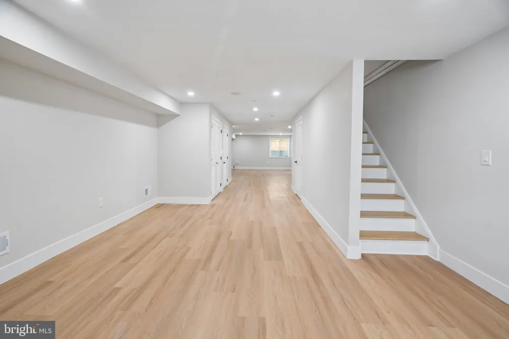 609 E LOCUST AVENUE Philadelphia, PA 19144