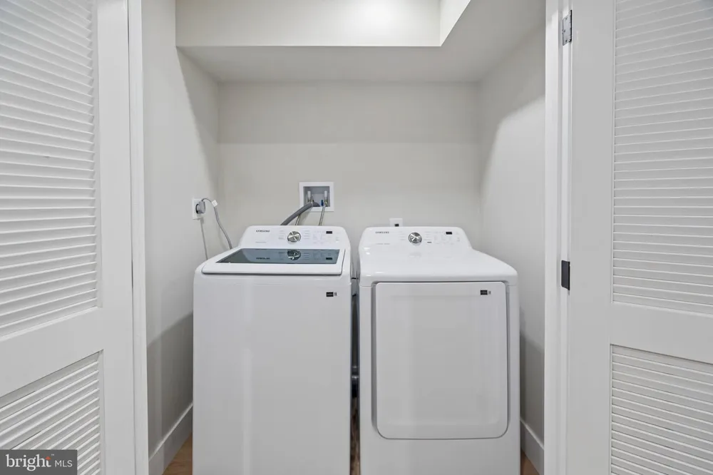 609 E LOCUST AVENUE Philadelphia, PA 19144