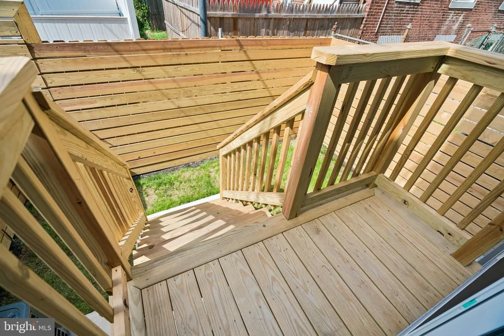 609 E LOCUST AVENUE Philadelphia, PA 19144