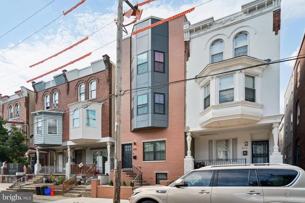 609 E LOCUST AVENUE Philadelphia, PA 19144