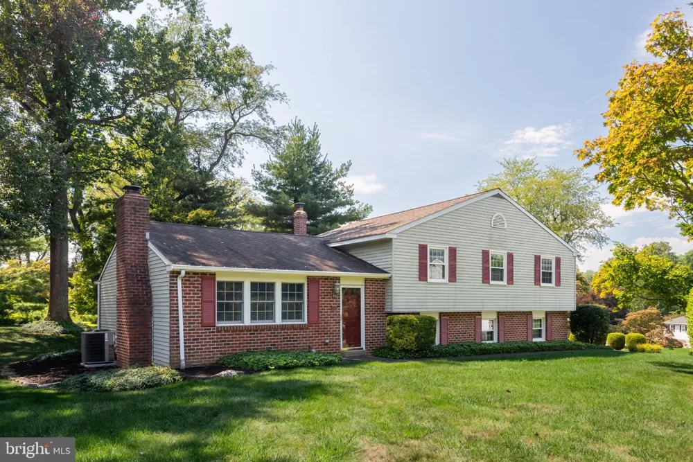 1560 GREENLAWN ROAD Paoli, PA 19301