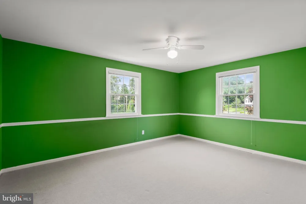 1560 GREENLAWN ROAD Paoli, PA 19301
