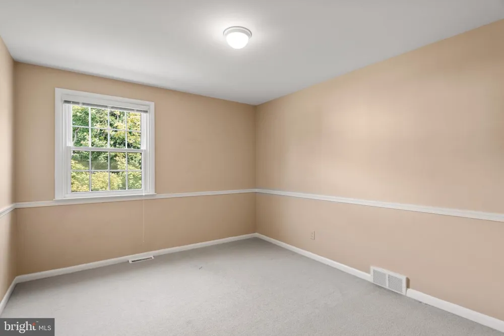 1560 GREENLAWN ROAD Paoli, PA 19301
