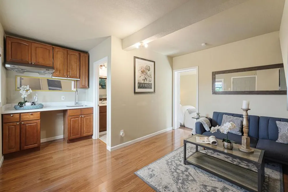 844 Brunswick Street San Francisco, CA 94112