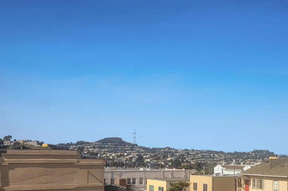 844 Brunswick Street San Francisco, CA 94112